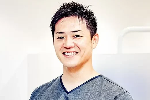 築根 直哉